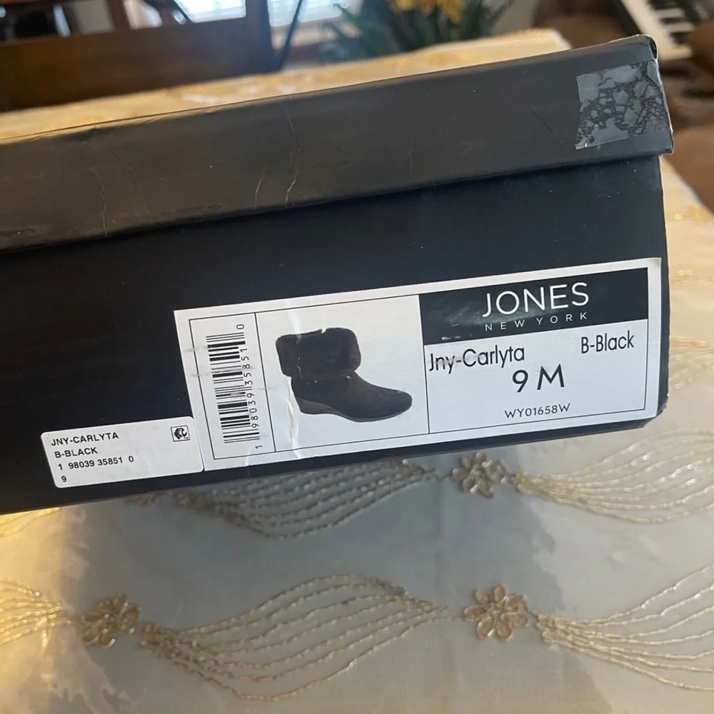 Jones New York Black Faux Fur Winter Boots